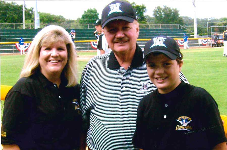 (l–R) Rosanne, John, and Tyler Brandeburg