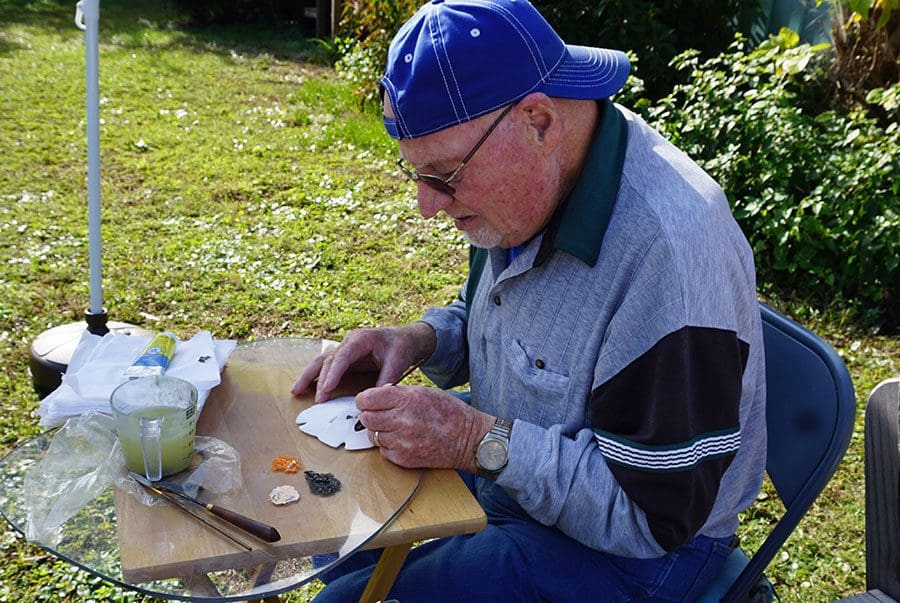 Local-Artist-painting
